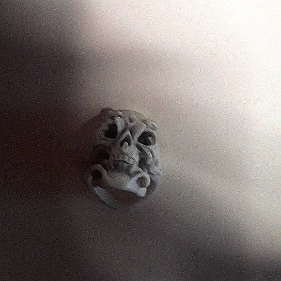 Beautiful ONE OF A KIND handmade marble skull and rose ring size 11 - Picture 2 of 4